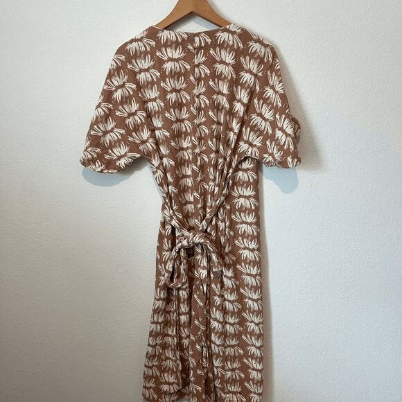 Mirth Brown Printed Short Sleeve Wrap Dress Women's Size Small/Medium - Picture 4 of 6